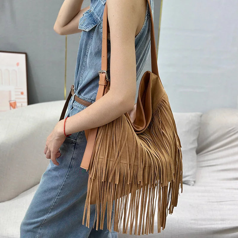 Sac Hobo Femme Velours Double Face Franges Pompon – CLEVI Paris