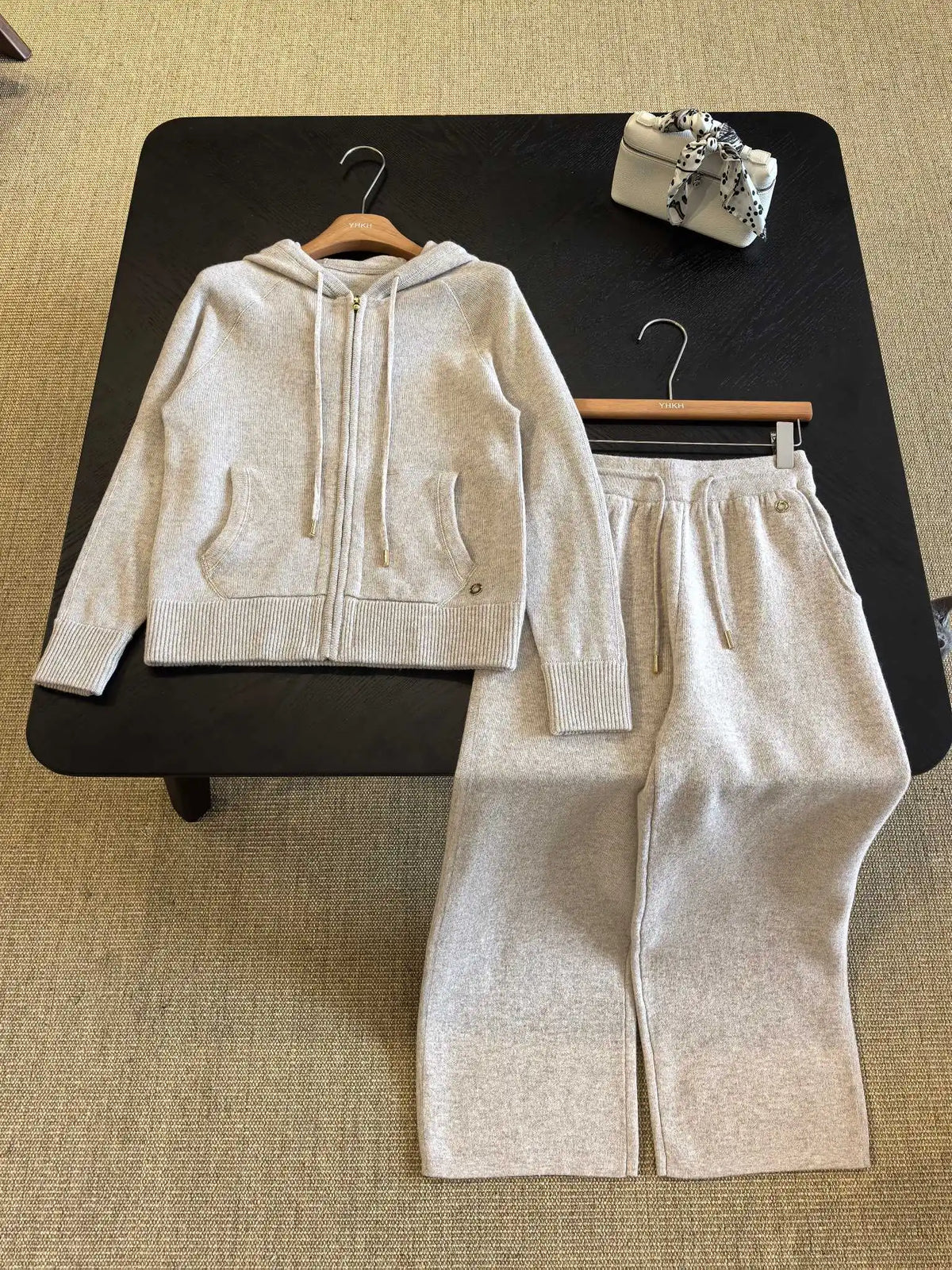 Ensemble cardigan et pantalon cachemire femme – CLEVI Paris