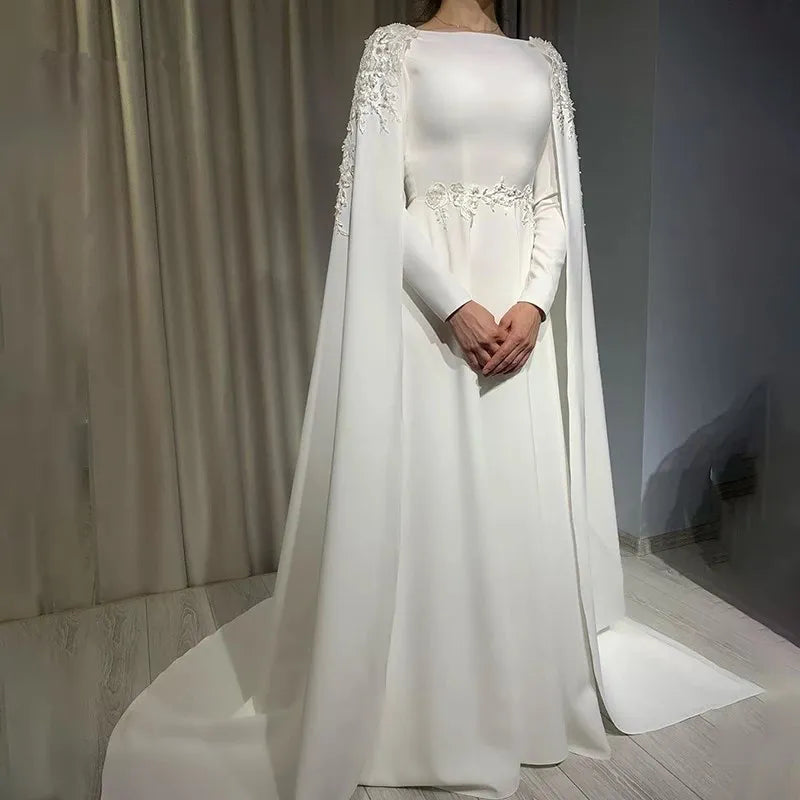 Robe de mariée en tulle brodé coupe A – CLEVI Paris