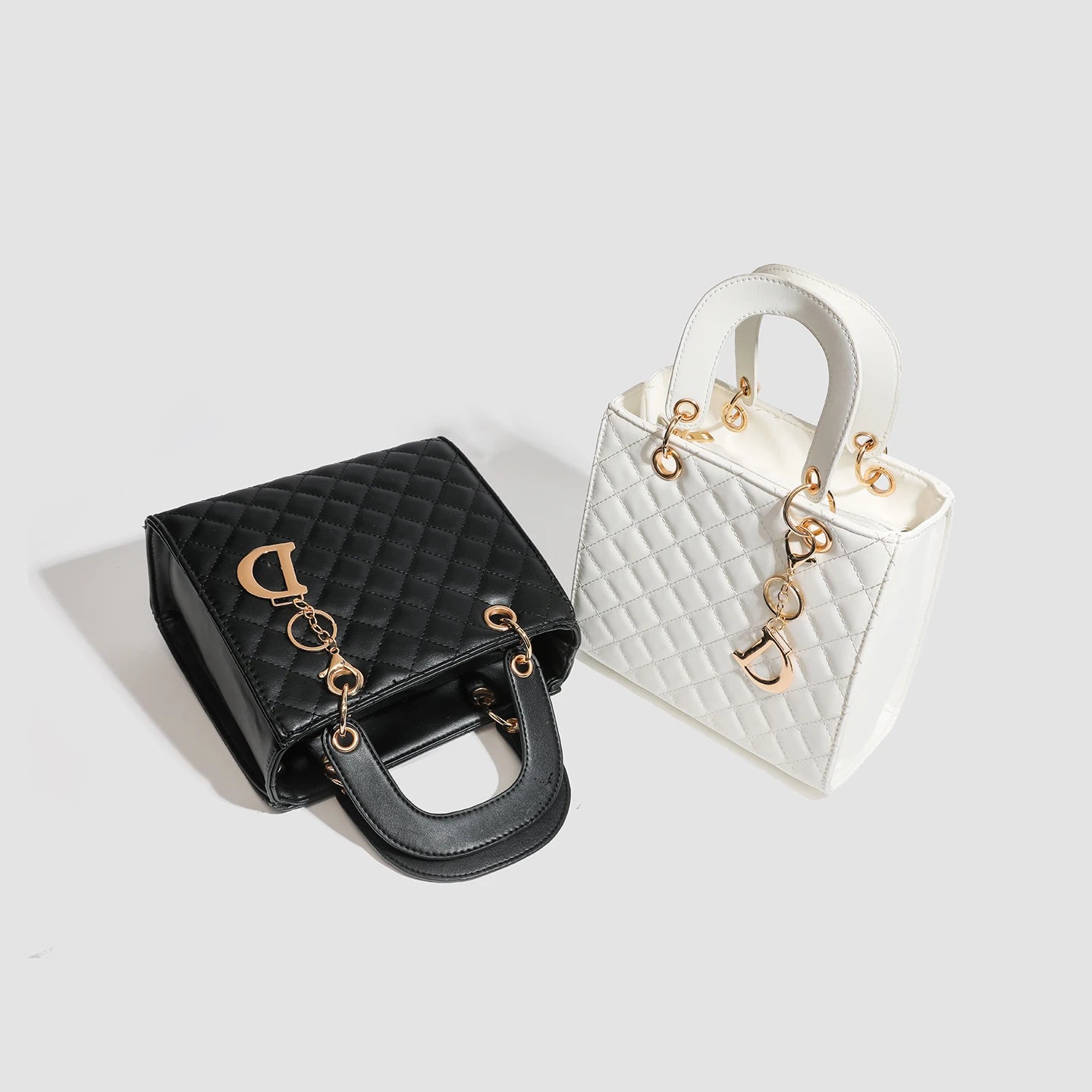 Sac Bandoulière Femme Cuir Motif Carreaux Souple 22×10×20cm Noir Blanc – CLEVI Paris