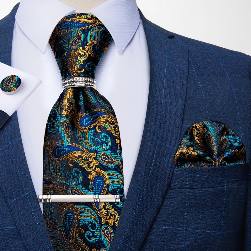 Ensemble cravate et pochette homme à carreaux – CLEVI Paris