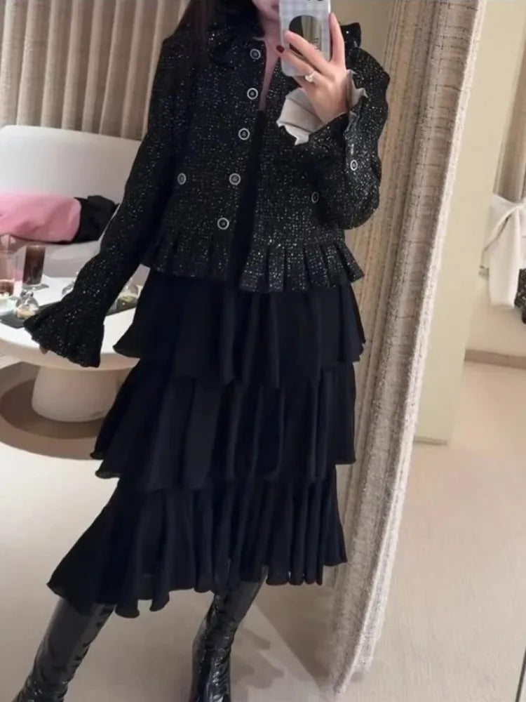 Veste ou jupe femme en tweed noir à volants – CLEVI Paris