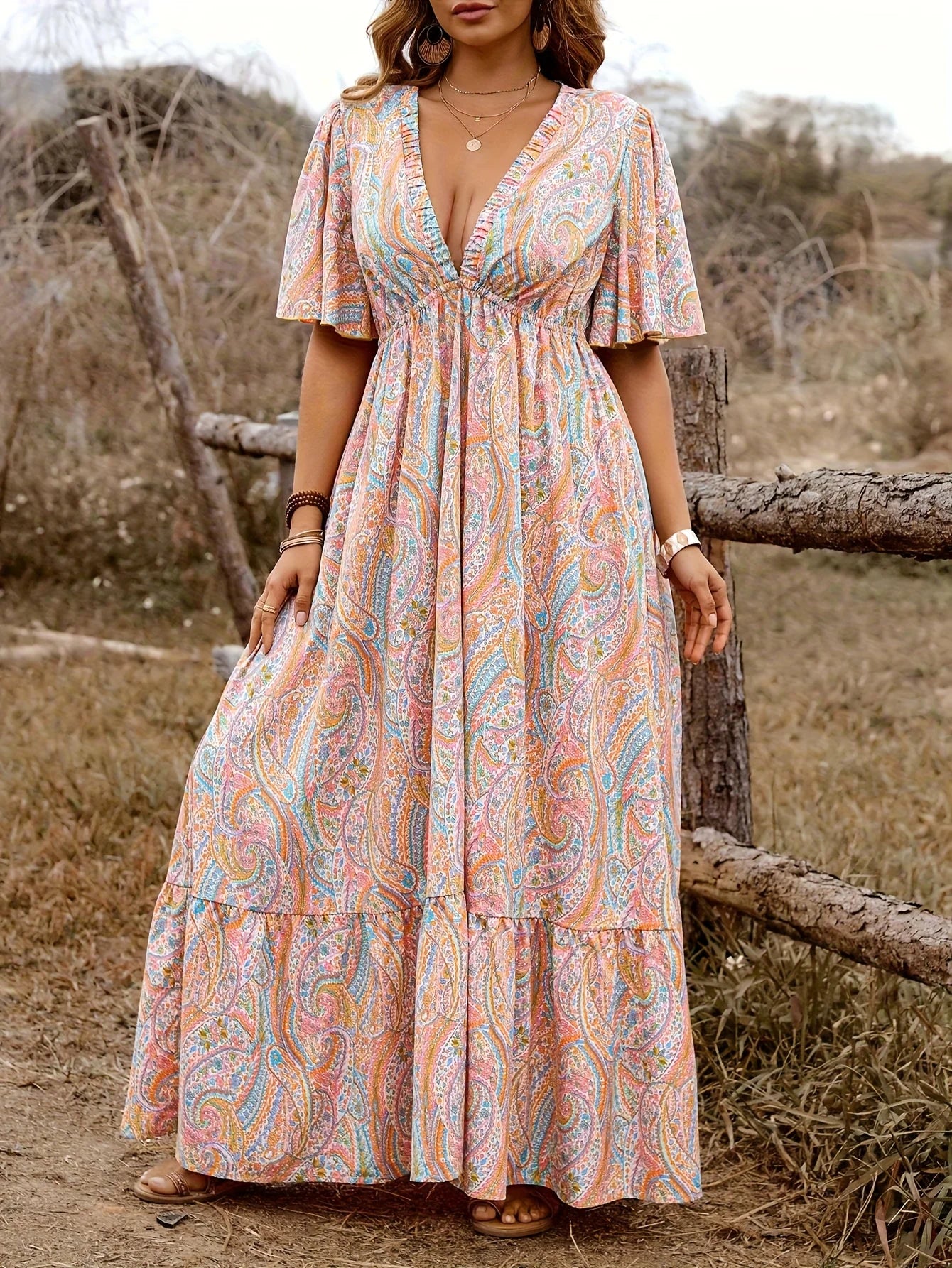 Robe Femme Grande Taille Imprimé Paisley Col V – CLEVI Paris
