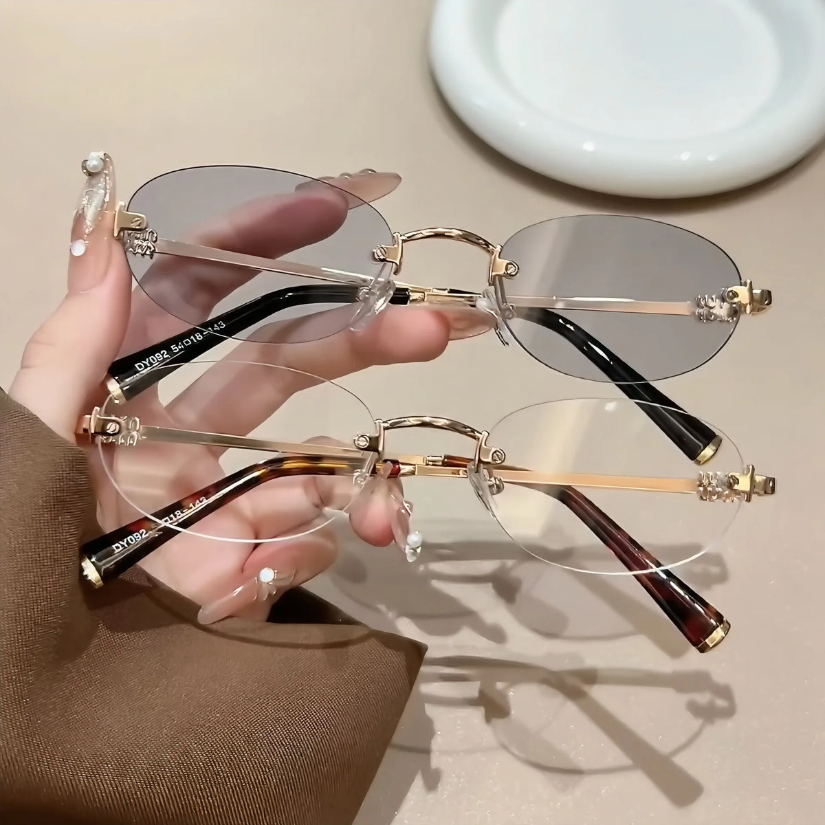 Lunettes femme ovales Salutami T22 – CLEVI Paris