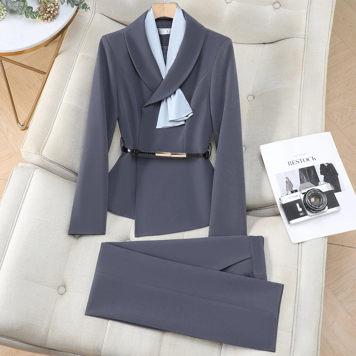 Tailleur pantalon 2 pièces femme élégant – CLEVI Paris