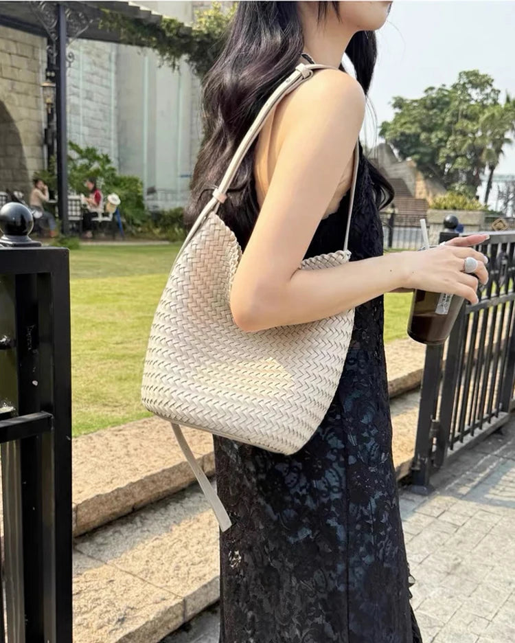 Sac seau tissé femme en cuir véritable – CLEVI Paris