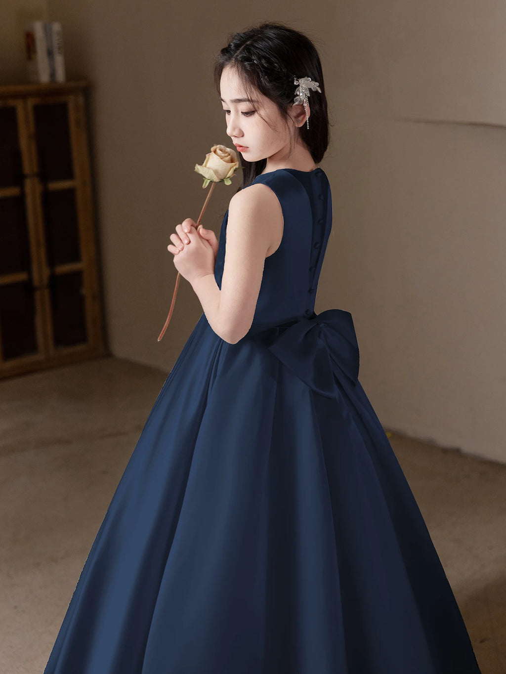 Robe cérémonie fille à grand nœud 5168 – CLEVI Paris
