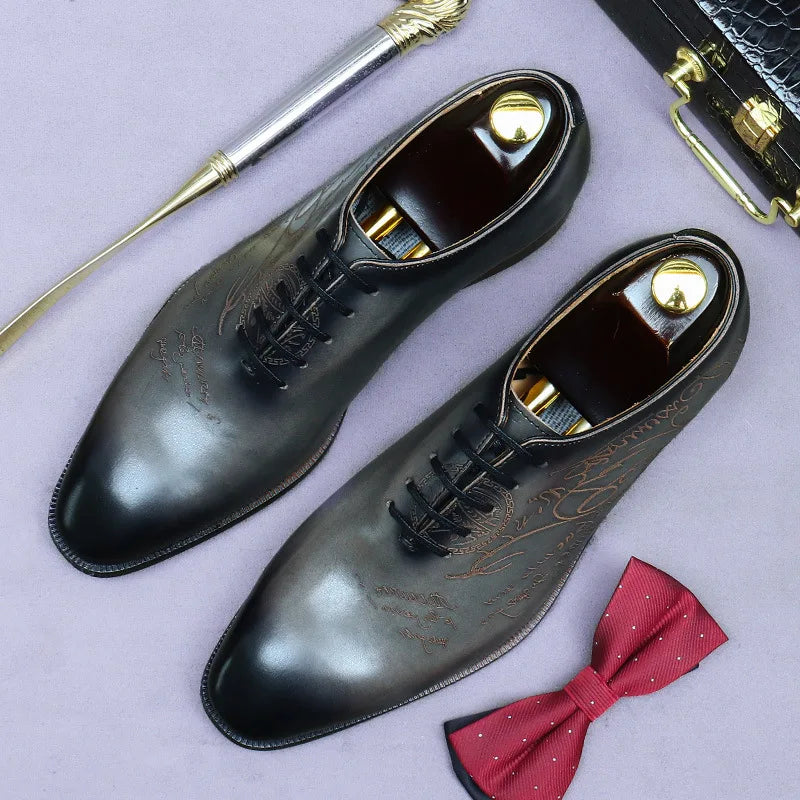 Oxford Artisanal Cuir de Vache Entier Totem Embossé Homme Imperméable Rehaussant Mariage – CLEVI Paris