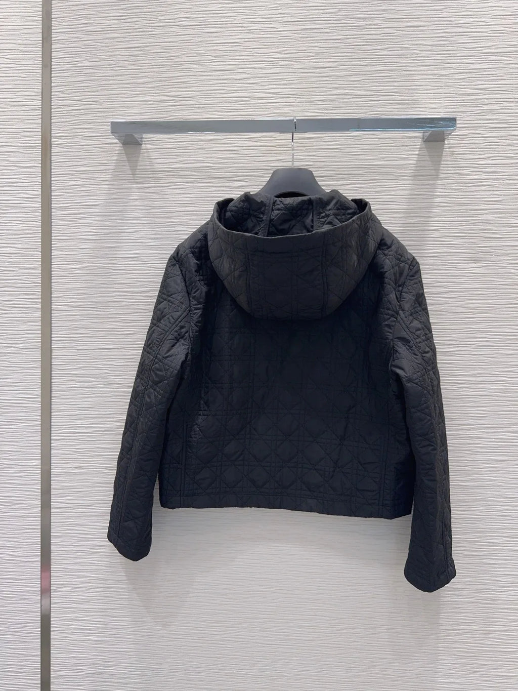 Veste matelassée femme à capuche en coton – CLEVI Paris