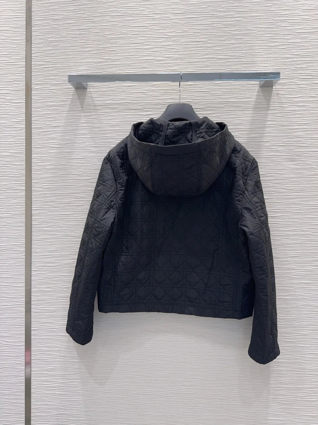 Veste matelassée femme à capuche en coton – CLEVI Paris