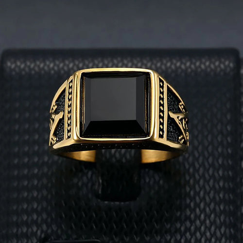 Bague noire en acier 316L, style gothique – CLEVI Paris