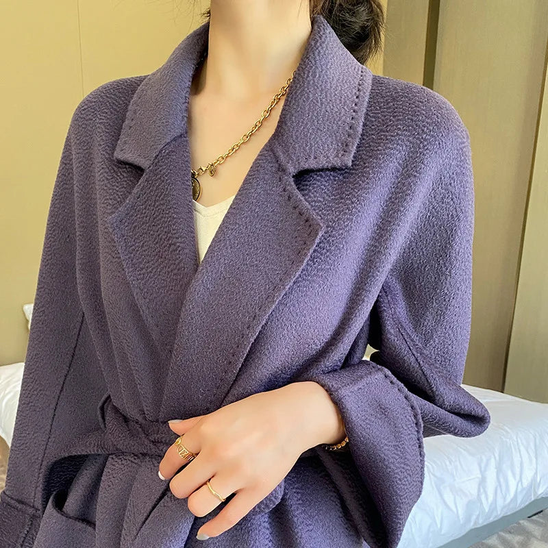 Manteau long femme en laine ceinturé – CLEVI Paris