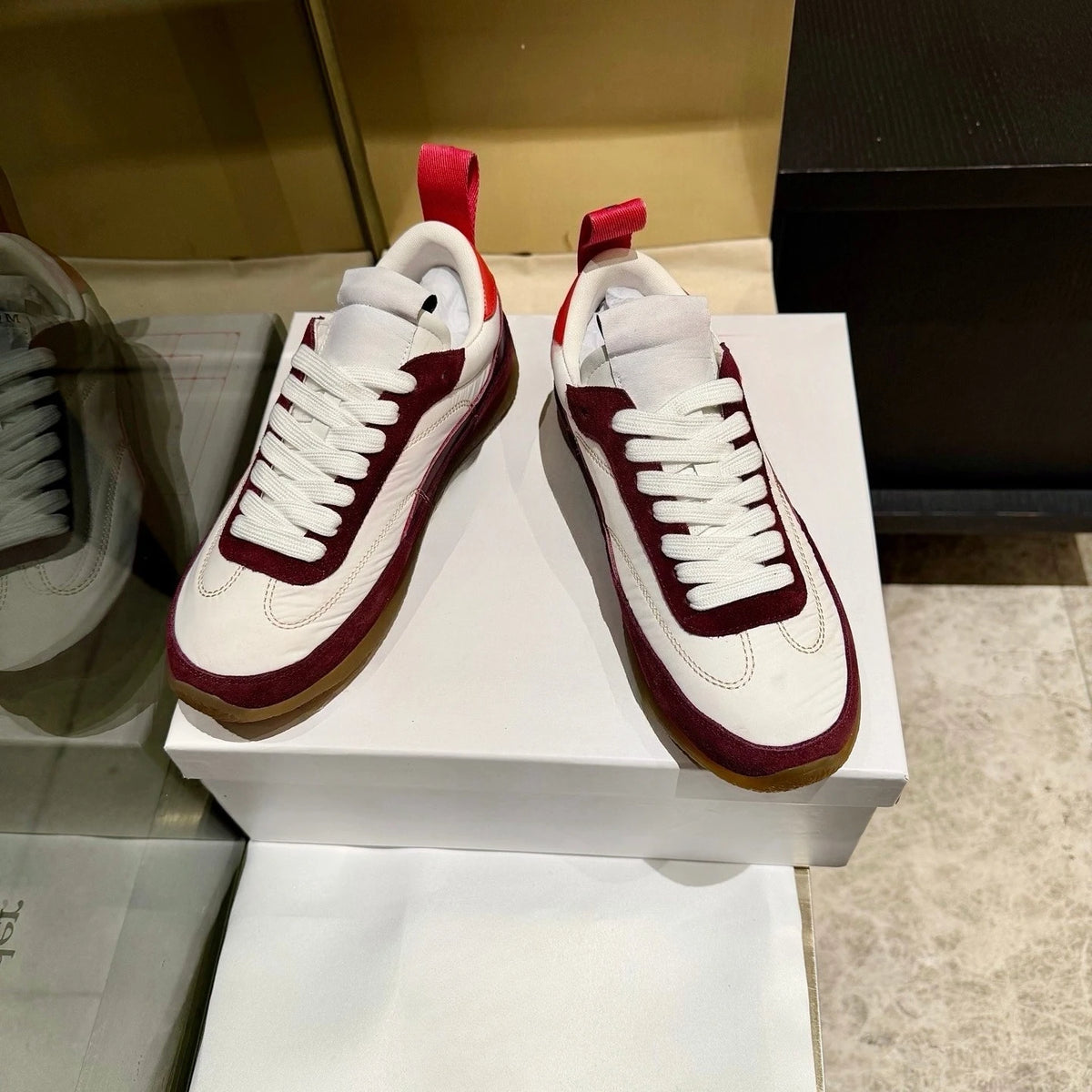 Sneakers femme à lacets – CLEVI Paris