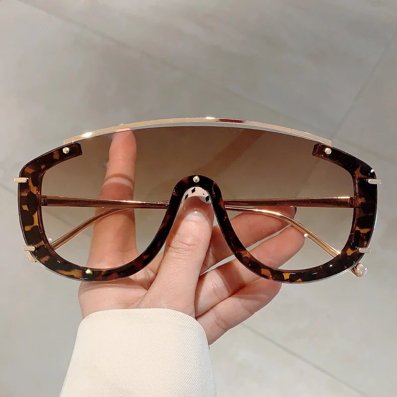 Lunettes de soleil femme Y2K KAMMPT 2390 – CLEVI Paris