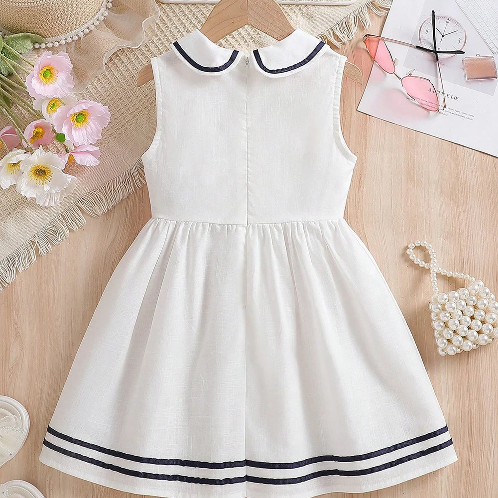 Robe fille en blanc et en coton style preppy – CLEVI Paris