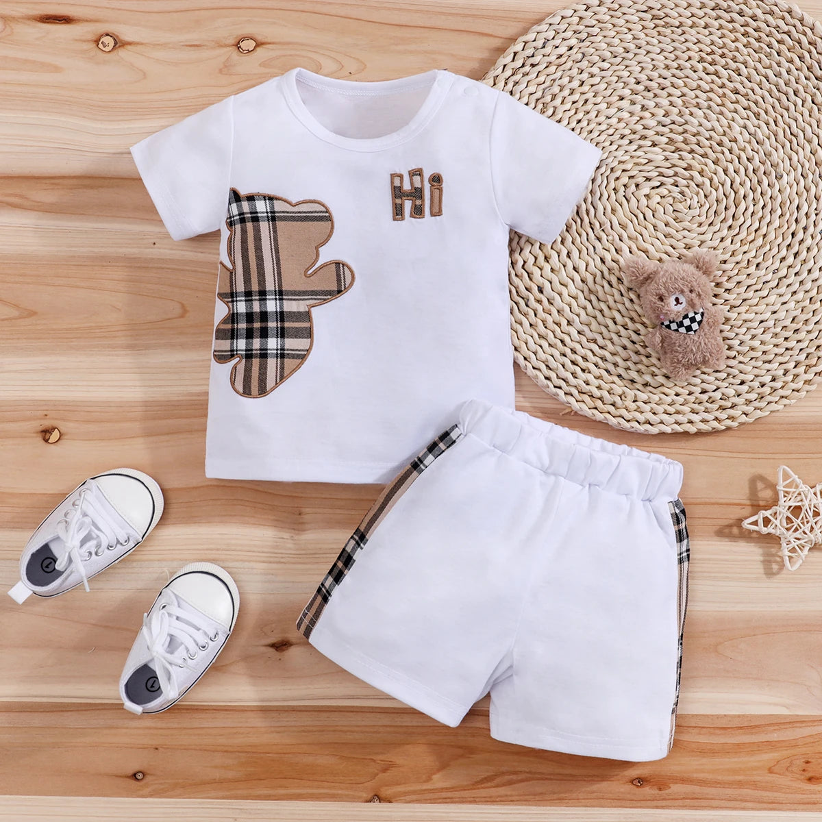 Ensemble bébé ours T-shirt et short à carreaux – CLEVI Paris