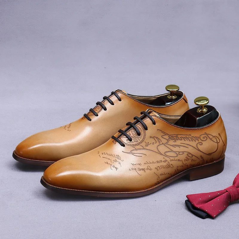 Oxford Artisanal Cuir de Vache Entier Totem Embossé Homme Imperméable Rehaussant Mariage – CLEVI Paris