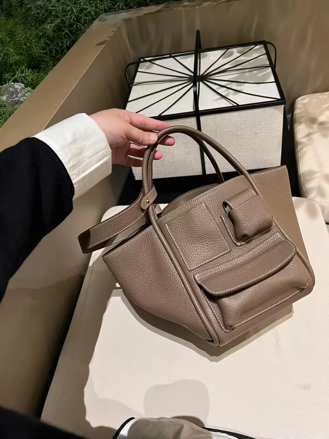 Sac Seau Cuir Bovin Première Couche Femme Double Usage 6 Coloris – CLEVI Paris