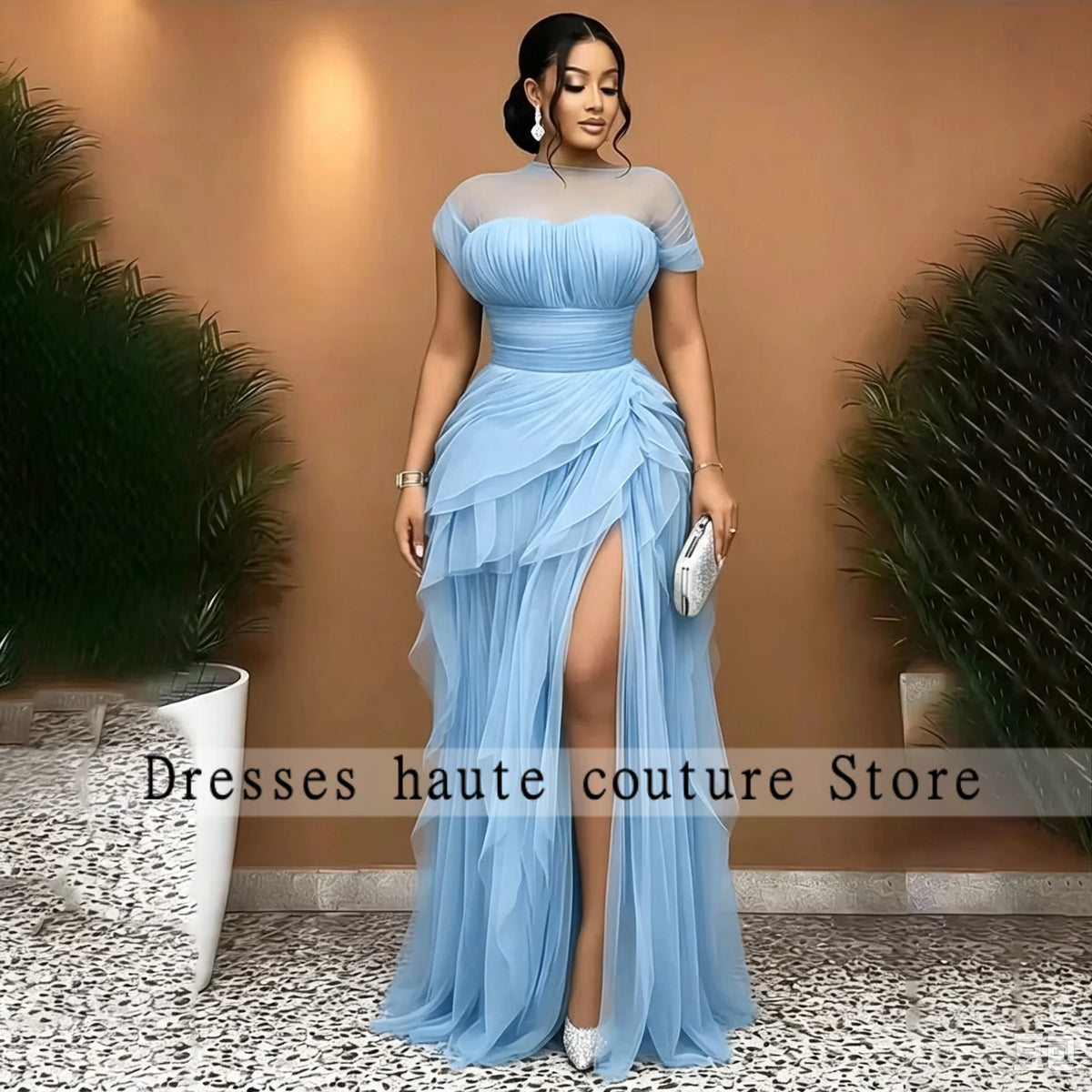 Robe de soirée longue étagée en dentelle – CLEVI Paris
