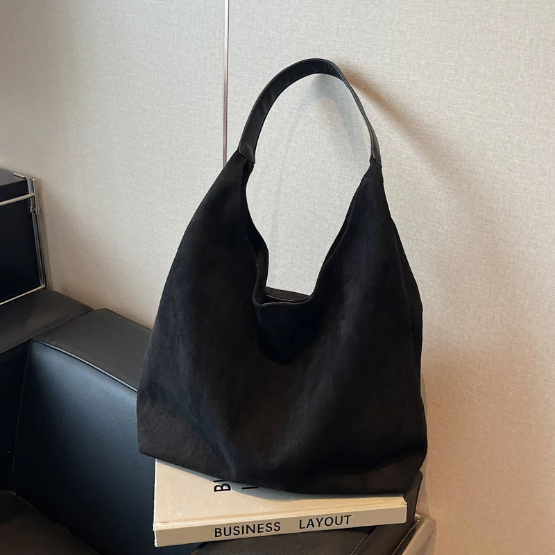 Cabas PU Matte Femme Grande Capacité Luxe Casual 2025 – CLEVI Paris