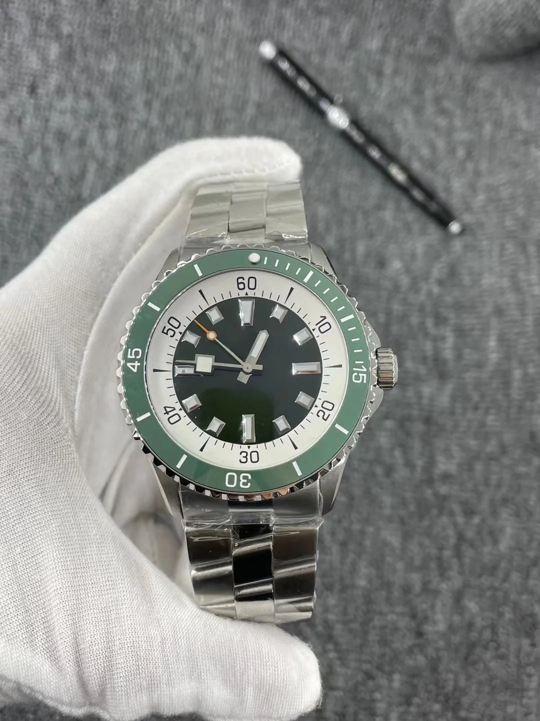 Montre automatique 2100 à bracelet acier – CLEVI Paris