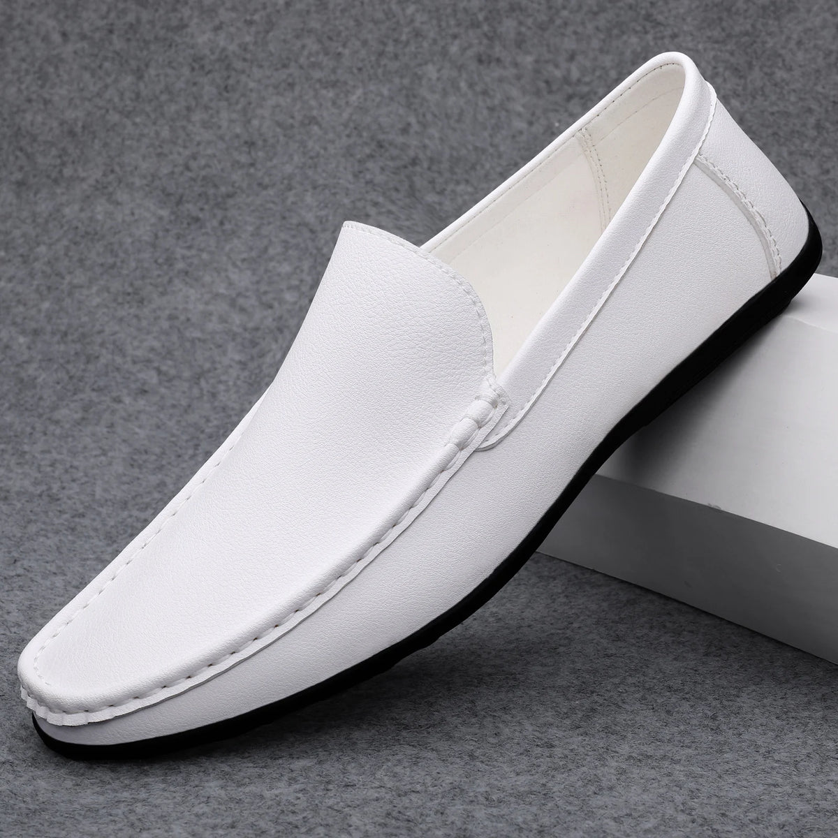 Mocassins homme en cuir fendu à enfiler – CLEVI Paris