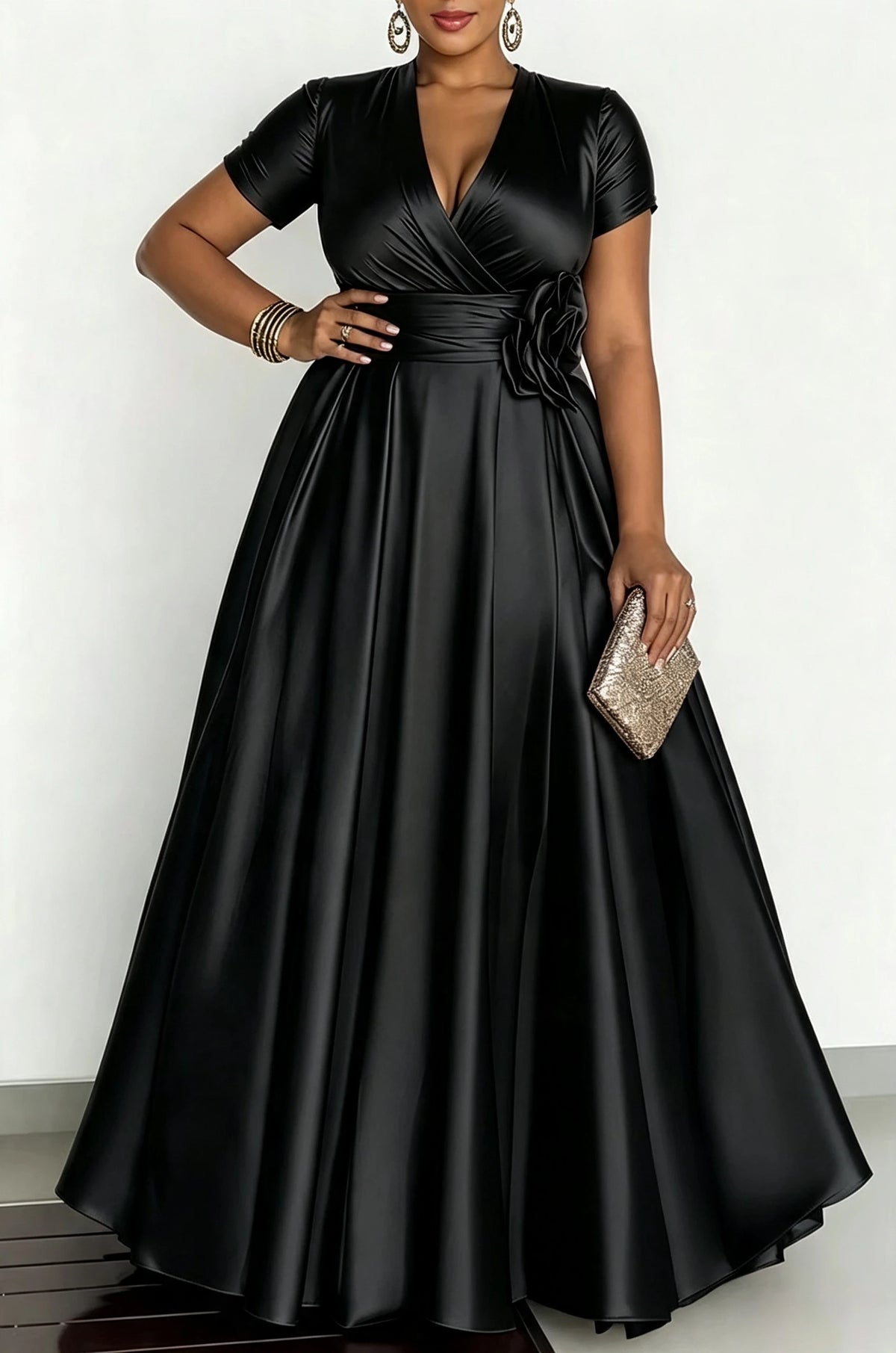 Robe de soirée satinée à fleur 3D – CLEVI Paris