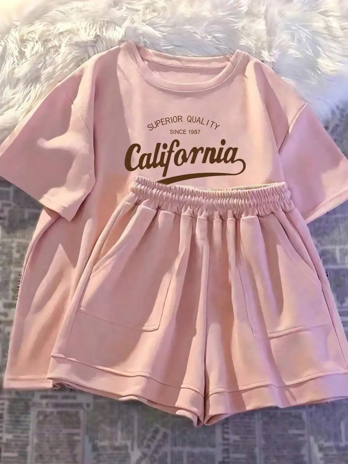 Ensemble fille t-shirt cœur et short rayé – CLEVI Paris