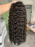 Perruque Lace Frontal Water Wave Cheveux Vietnamiens Remy Hair | 13x4, 13x6, 5x5, 2x6 | Densité 250-300% | 10-22 Pouces – CLEVI Paris