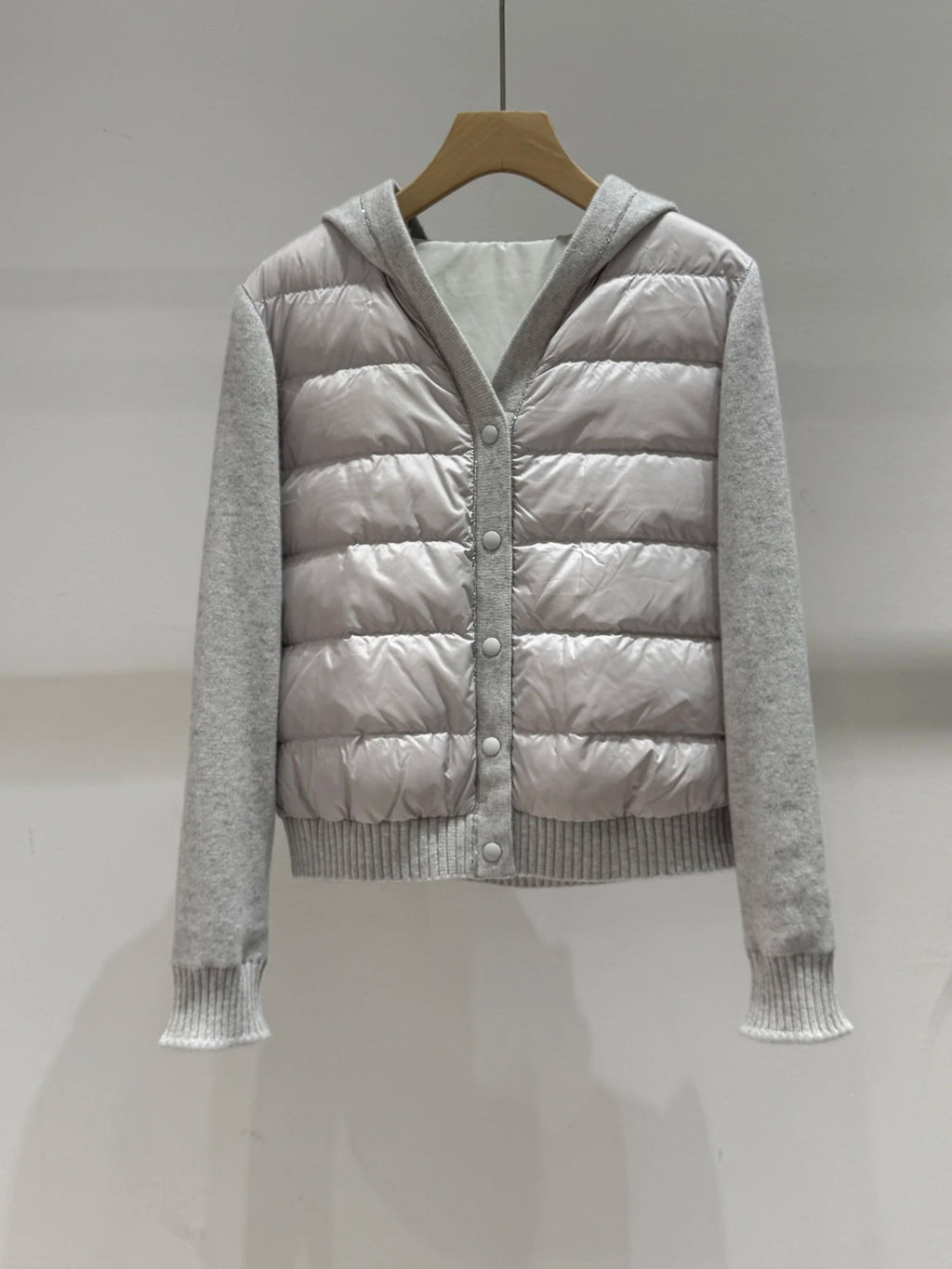Doudoune femme à capuche et maille cachemire – CLEVI Paris