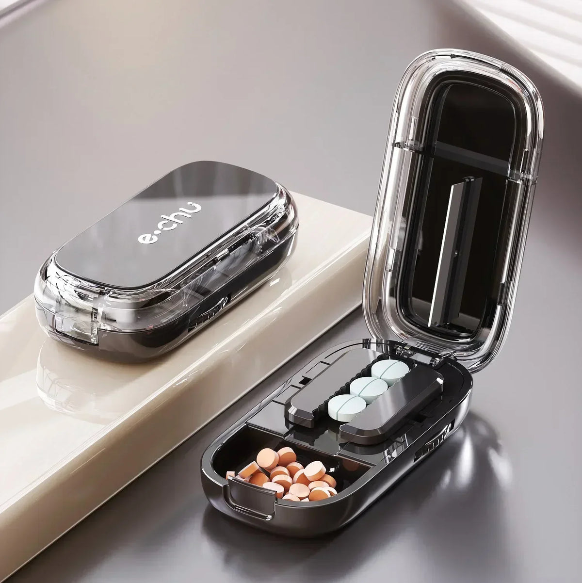 Coupe-comprimés portable avec rangement – CLEVI Paris