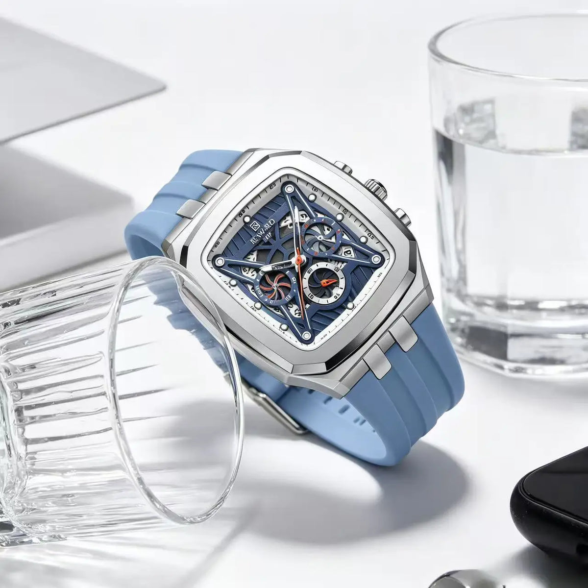 Montre Quartz Tonneau Homme Silicone Lumineuse Casual – CLEVI Paris
