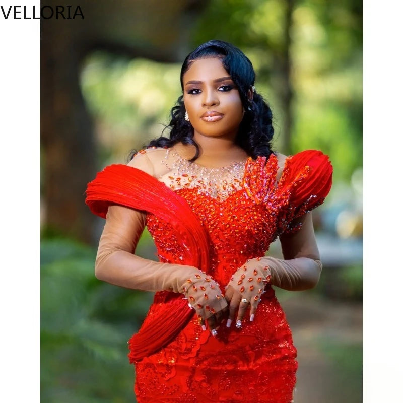 Robe de bal sirène en dentelle à cristaux – CLEVI Paris