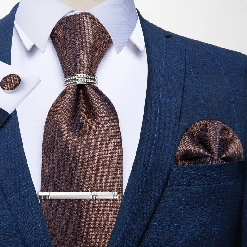Ensemble cravate et pochette homme à carreaux – CLEVI Paris