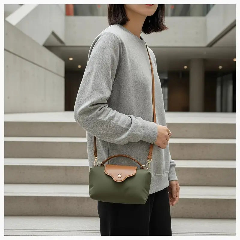 Mini Sac Baguette Femme Tissu Oxford Léger Résistant à l'Eau 4 Coloris – CLEVI Paris