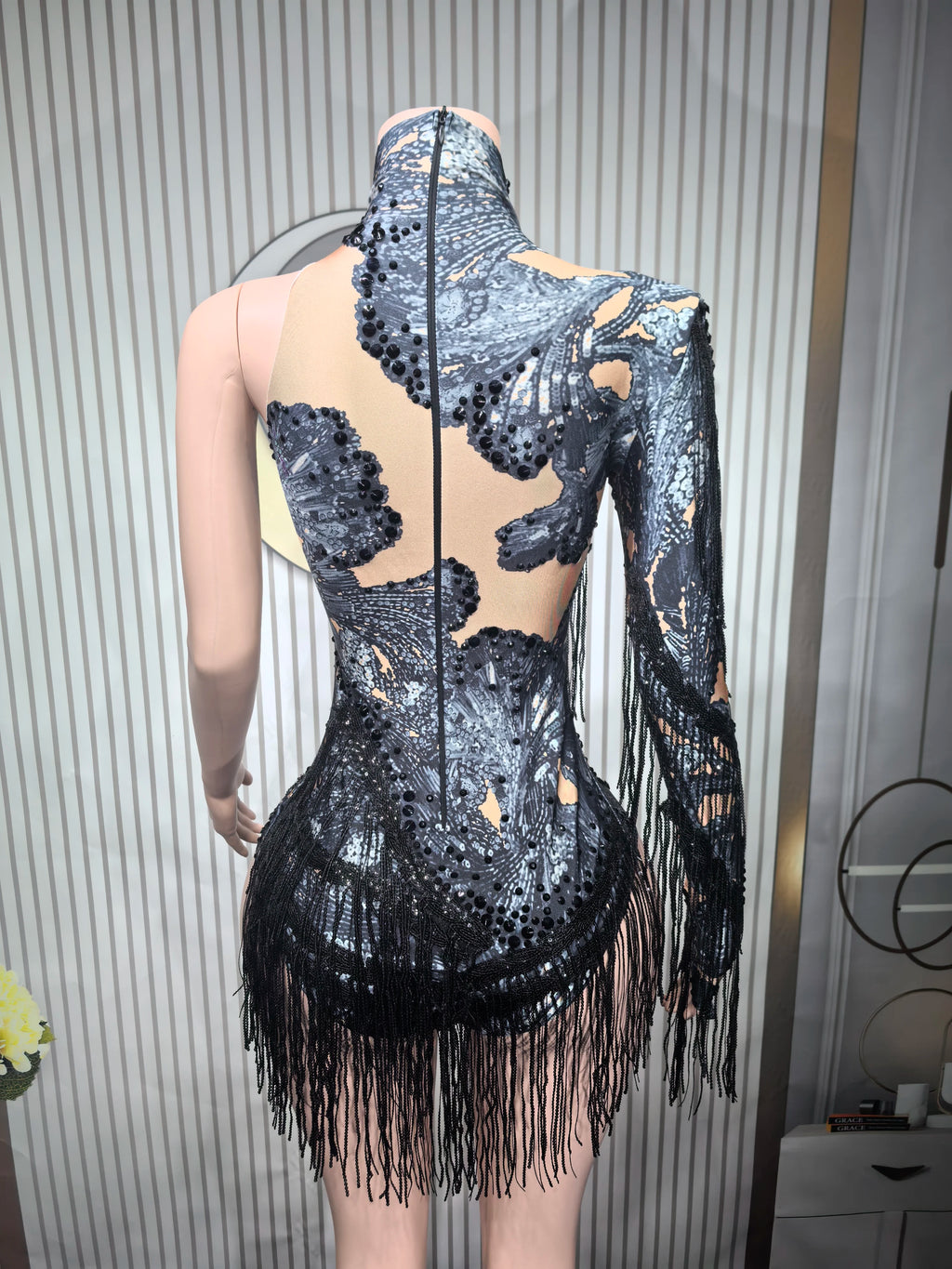 Justaucorps Scénique Femme Épaule Asymétrique Strass & Franges – CLEVI Paris