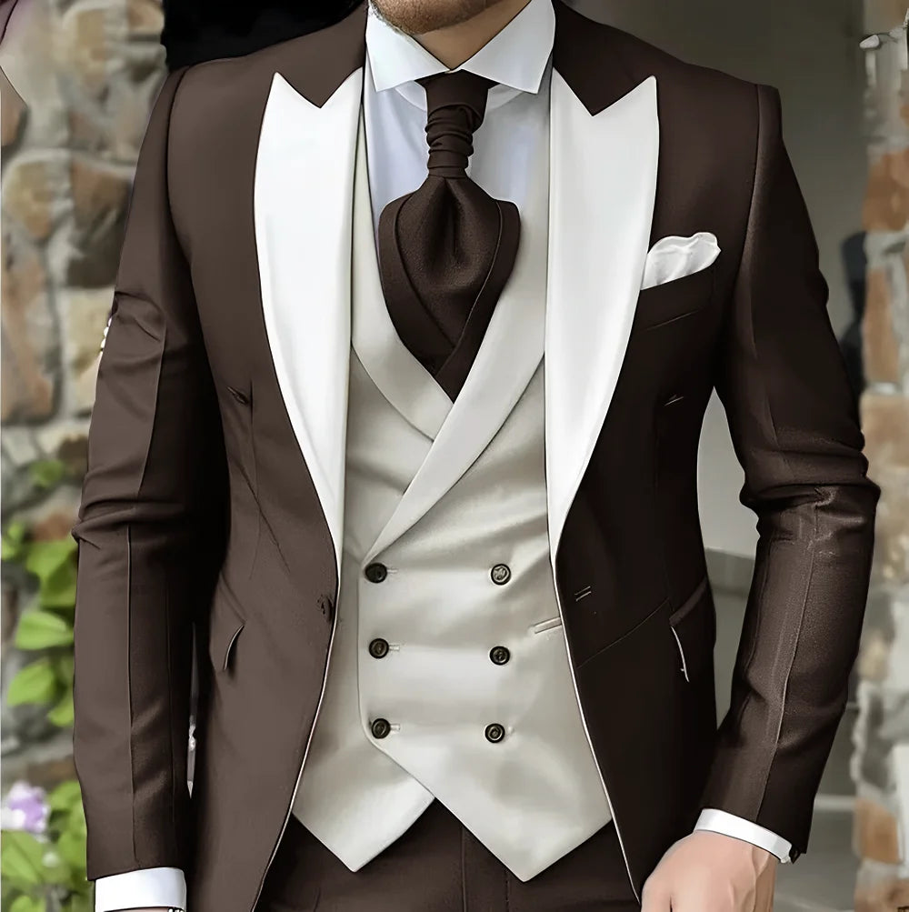 Costume 3 pièces élégant pour homme – CLEVI Paris