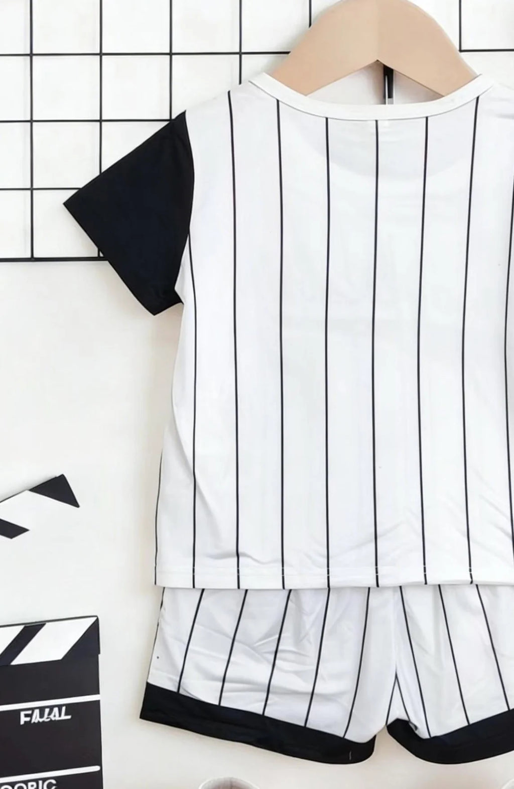 Ensemble garçon baseball rayé numéro 28 – CLEVI Paris