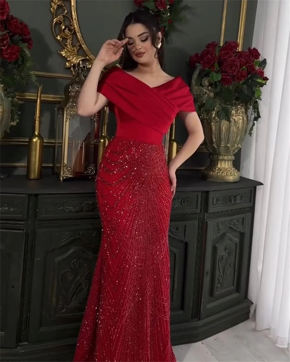 Robe de soirée sirène épaules dénudées – CLEVI Paris