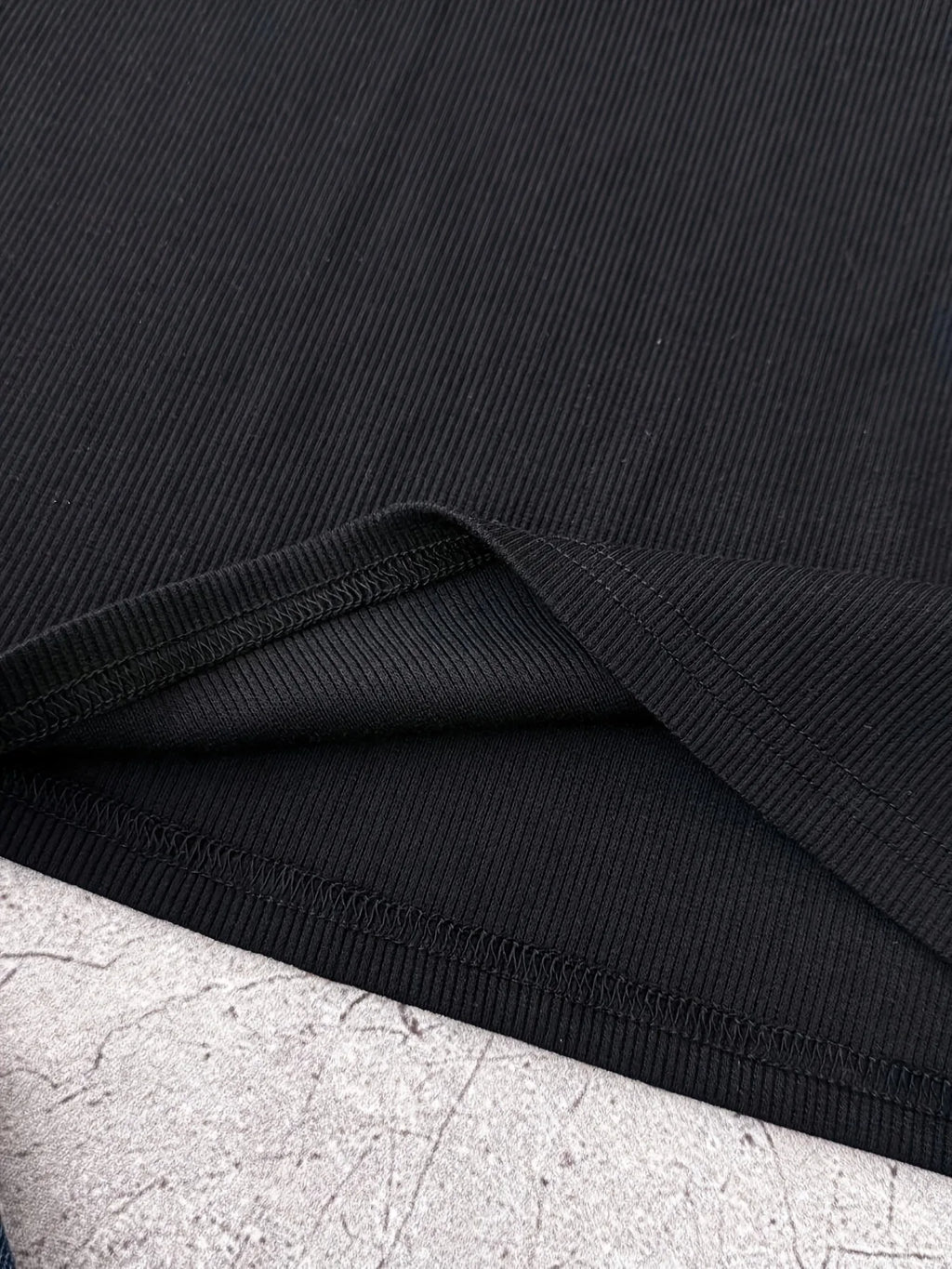Robe polo fille en noire à motif nœud – CLEVI Paris