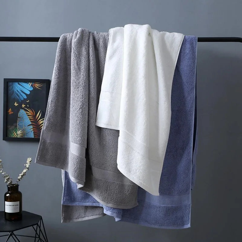 Serviette de bain en coton 70 × 140 cm – CLEVI Paris