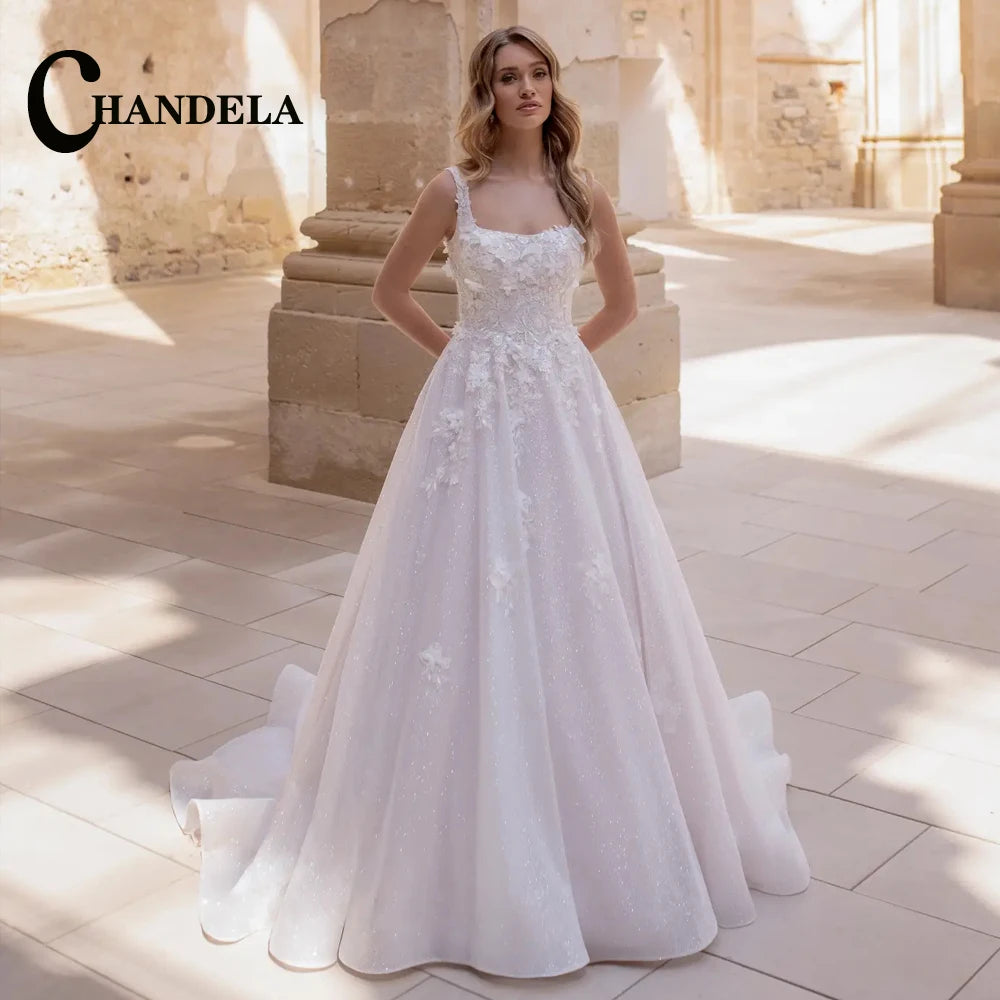 Robe de mariée trapèze col carré en tulle – CLEVI Paris