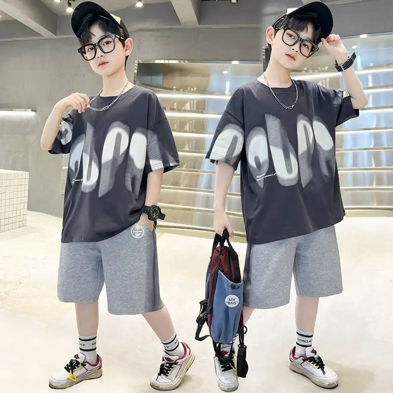 Ensemble garçon streetwear T-shirt et short – CLEVI Paris