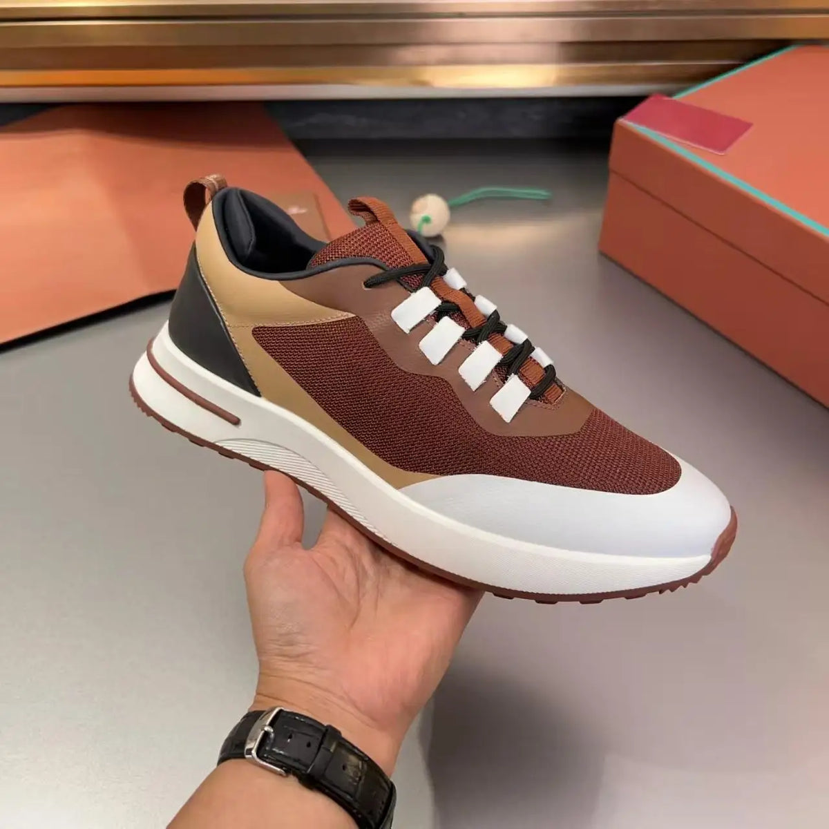 Sneakers Basses Cuir Véritable Légères Homme 10 Coloris EU 38-45 – CLEVI Paris