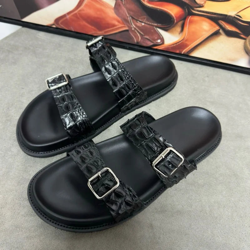 Sandales noires en cuir de crocodile réglables – CLEVI Paris