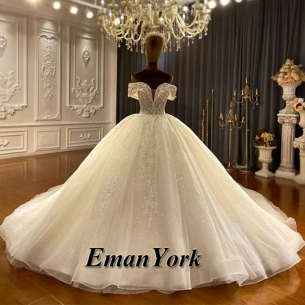 Robe de mariée épaules nues en tulle – CLEVI Paris