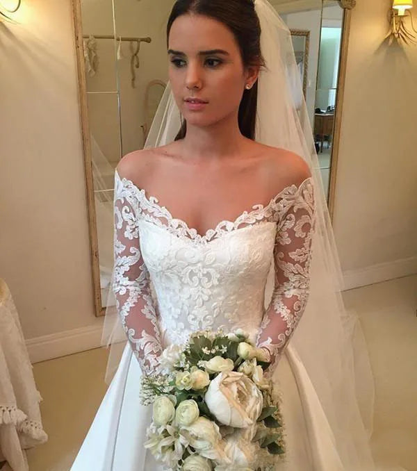Robe de mariée trapèze en satin – CLEVI Paris