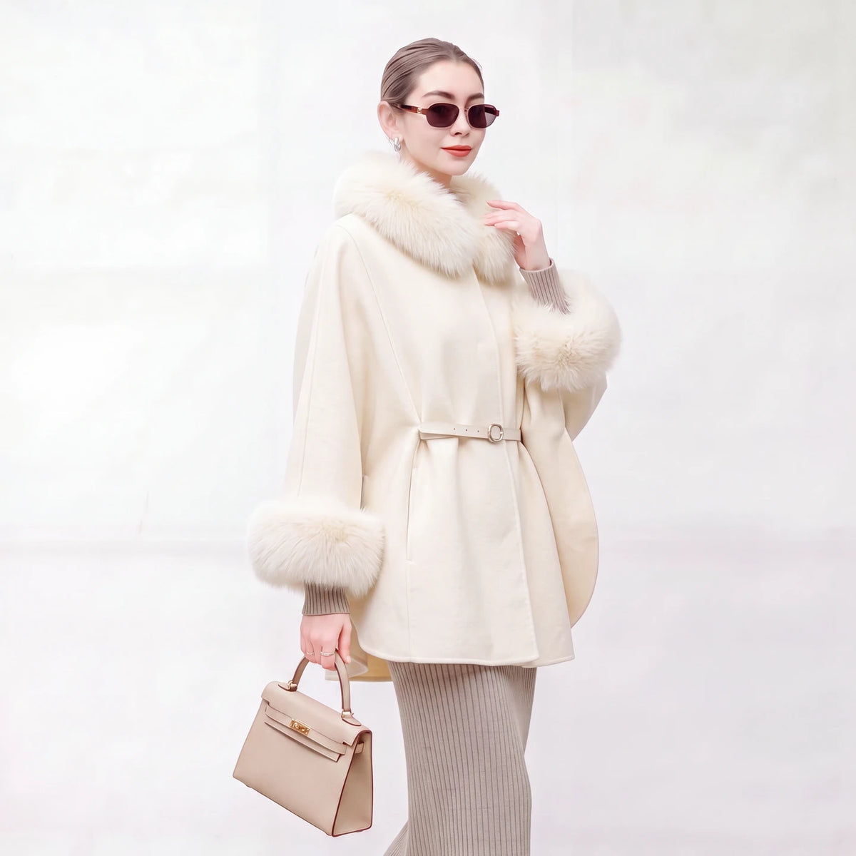 Manteau cape laine et col renard amovible – CLEVI Paris