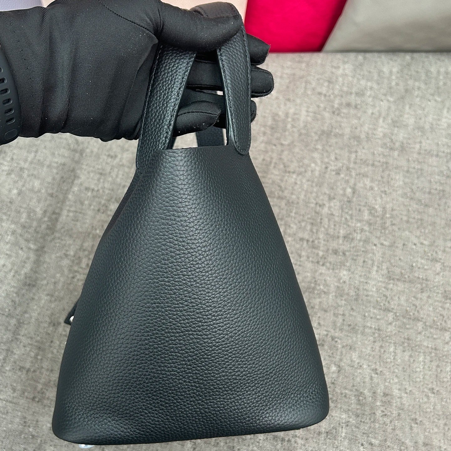 Sac Seau Femme Cuir Véritable TOGO Cadenas & Foulard Décoratif – CLEVI Paris