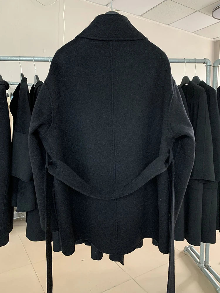 Veste femme en laine à fermeture asymétrique – CLEVI Paris